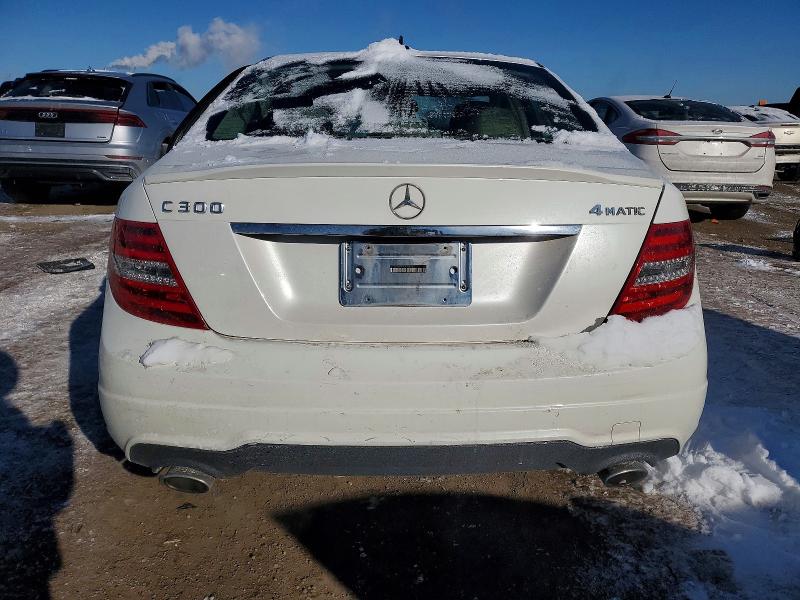 Photo 6 from auction – 2012 MERCEDES-BENZ C 300 4MAT with VIN WDDGF8BB5CR224624