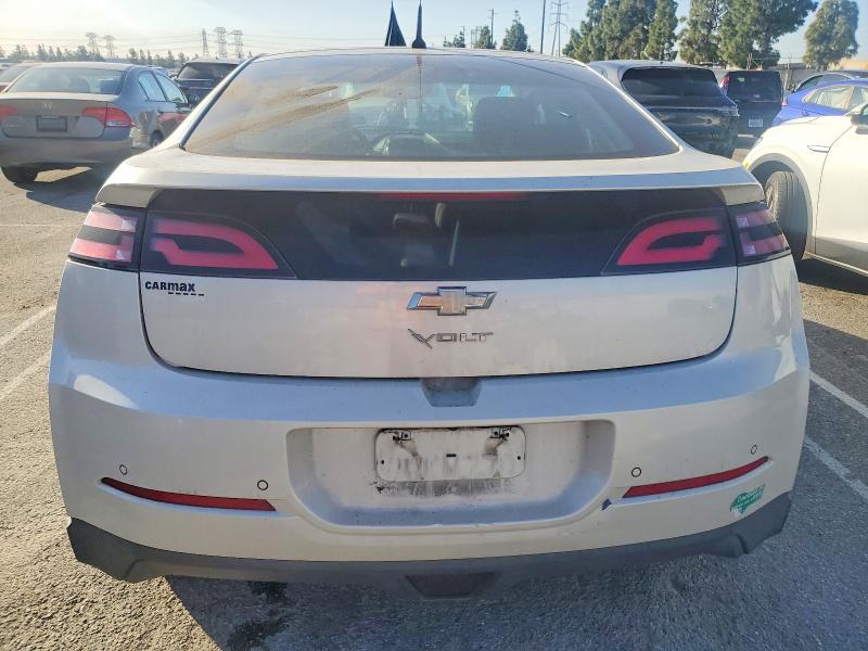 Photo 6 from auction – 2014 CHEVROLET VOLT with VIN 1G1RH6E42EU142874
