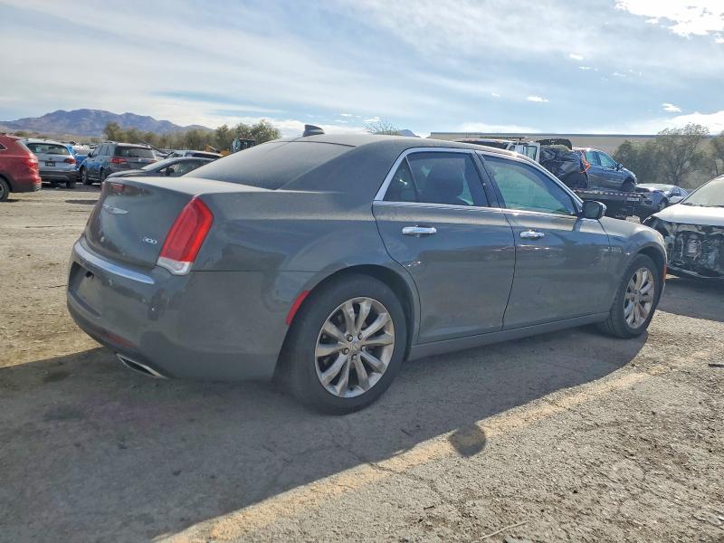 Photo 3 from auction – 2018 CHRYSLER 300 LIMITE with VIN 2C3CCAKG6JH165248