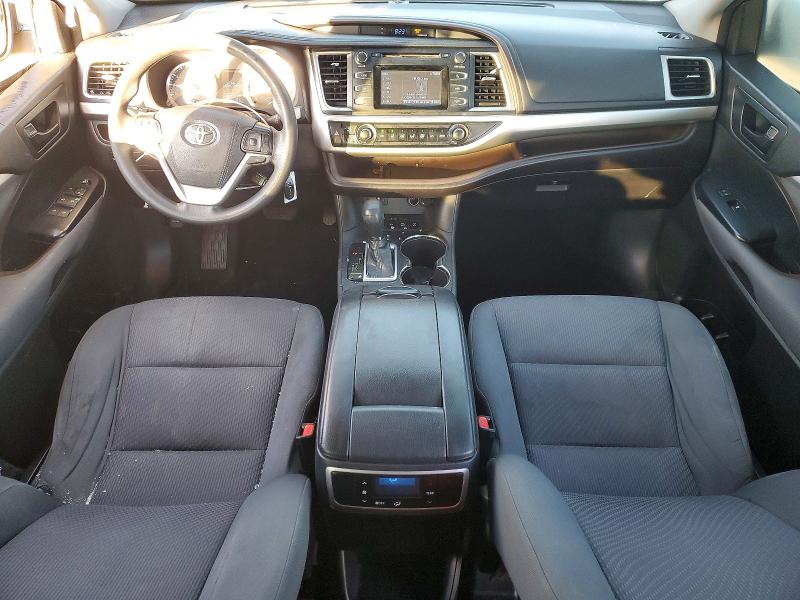 Photo 8 from auction – 2016 TOYOTA HIGHLANDER with VIN 5TDBKRFH5GS317185