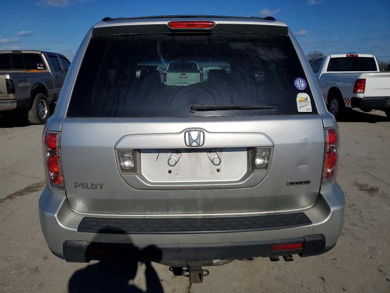 Photo 6 from auction – 2006 HONDA PILOT with VIN 2HKYF18516H558636
