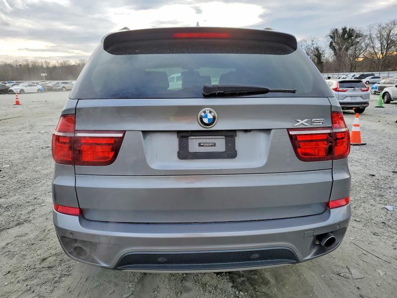 Photo 6 from auction – 2013 BMW X5 XDRIVE3 with VIN 5UXZV4C56D0G57237