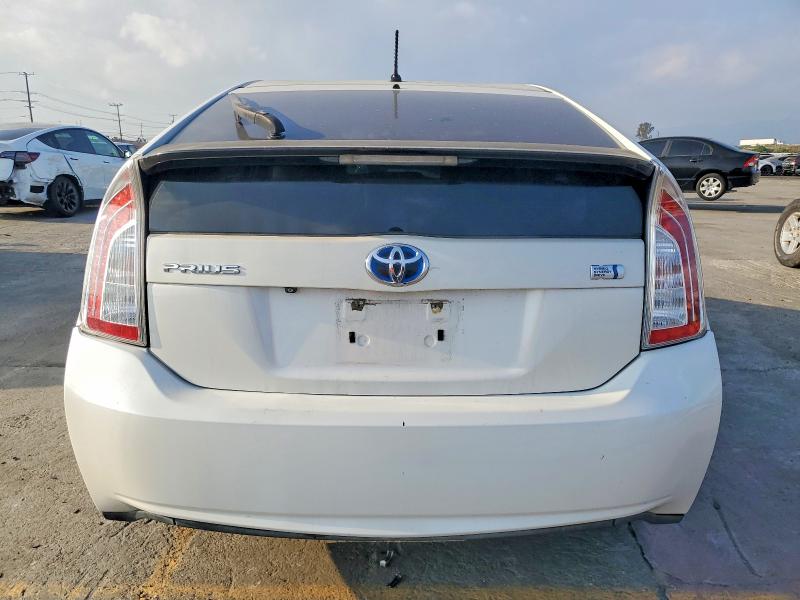 Photo 6 from auction – 2015 TOYOTA PRIUS with VIN JTDKN3DU2F0434941