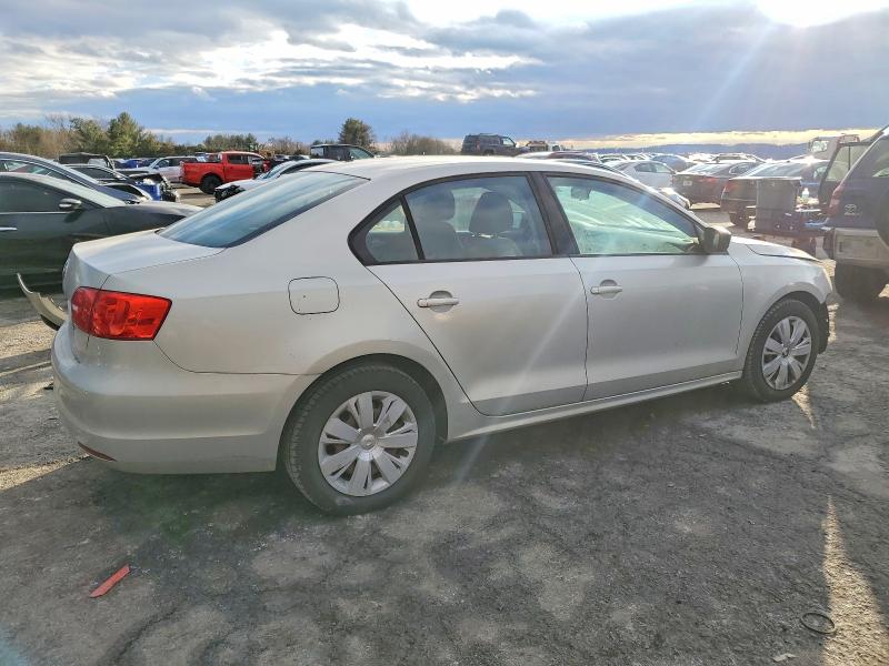Photo 3 from auction – 2012 VOLKSWAGEN JETTA BASE with VIN 3VW2K7AJ9CM348106