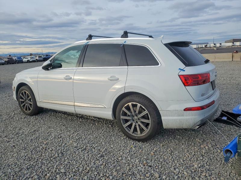 Photo 2 from auction – 2018 AUDI Q7 PREMIUM with VIN WA1LAAF74JD032121