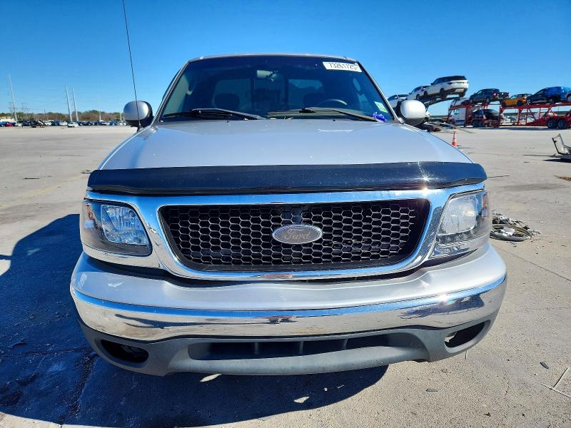 Zdjęcie 5 z aukcji – 2003 FORD F150 z VIN 1FTRX07W03KB95278
