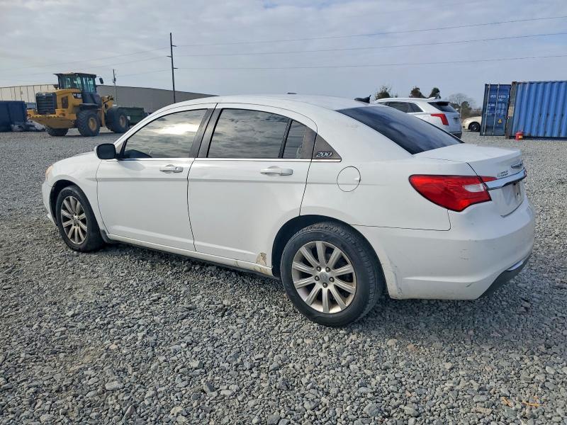 Photo 2 from auction – 2012 CHRYSLER 200 with VIN 1C3CCBBB8CN230363