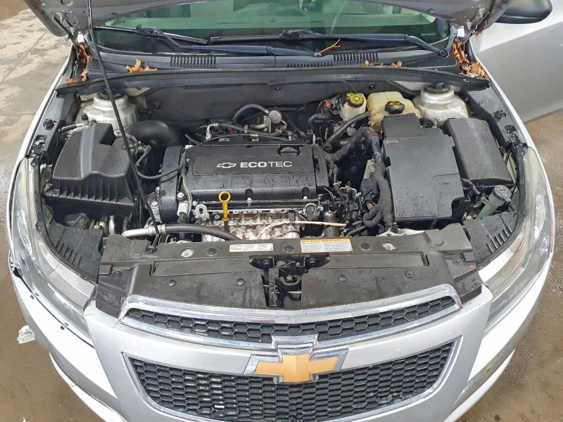 Photo 11 from auction – 2011 CHEVROLET CRUZE with VIN 1G1PC5SH0B7245308