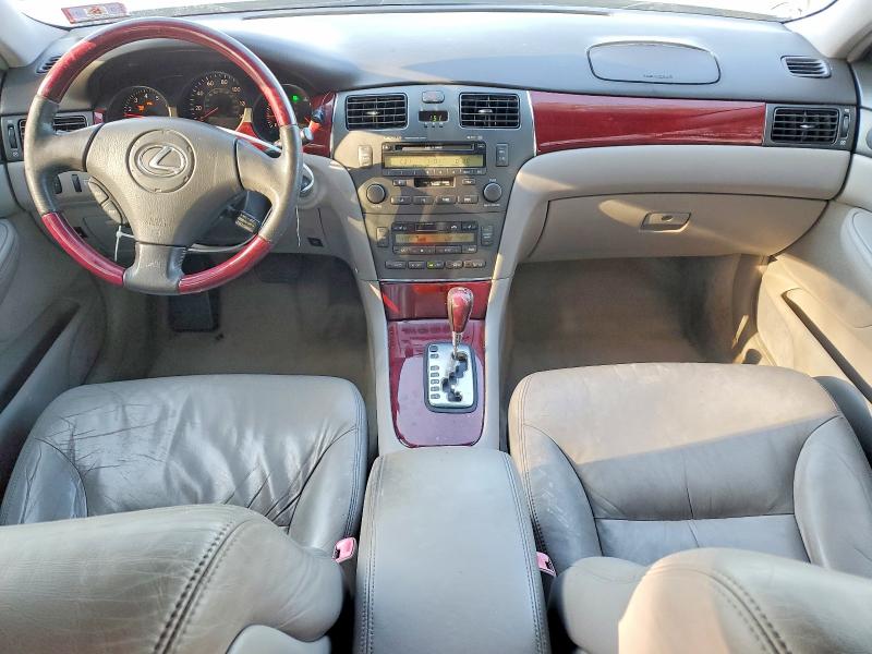 صورة رقم 8 من المزاد - 2004 LEXUS ES 330 مع VIN JTHBA30G945036183