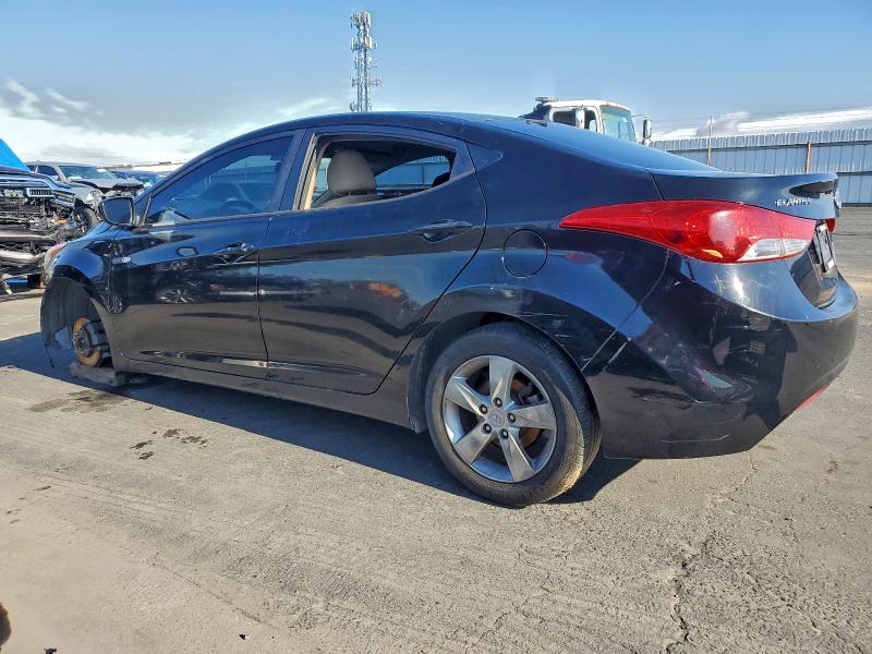 Photo 2 from auction – 2012 HYUNDAI ELANTRA GL with VIN 5NPDH4AE3CH088304
