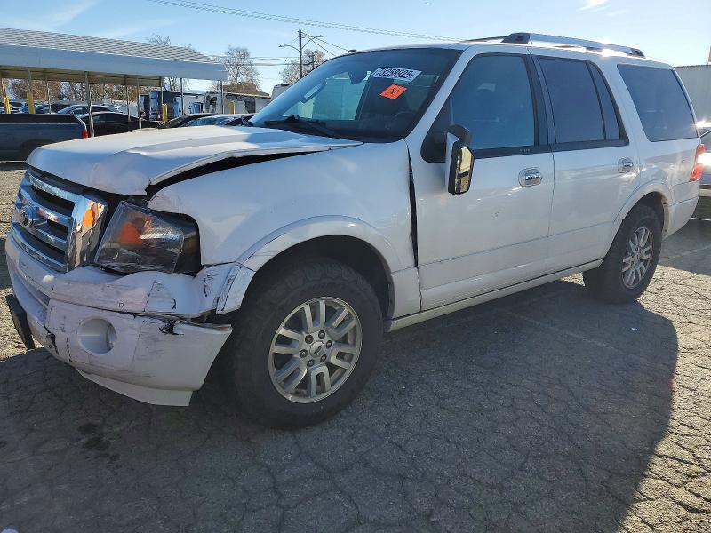 FORD EXPEDITION 2013 with VIN 1FMJU2A5XDEF61714 - Photo from auction