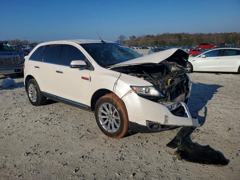 Фото 4 с аукциона – 2013 LINCOLN MKX с VIN 2LMDJ6JK5DBL39830
