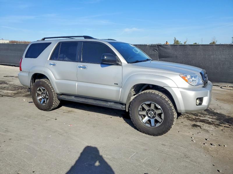 Photo 4 from auction – 2007 TOYOTA 4 RUNNER with VIN JTEZU14R378081058