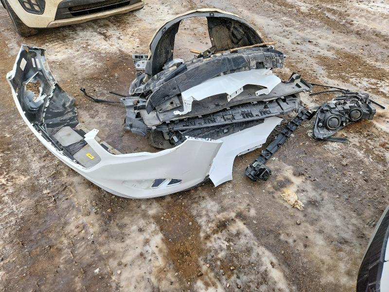 Photo 13 from auction – 2019 FORD ESCAPE with VIN 1FMCU0HD6KUC40864