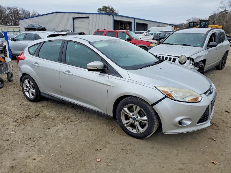 Photo 4 from auction – 2014 FORD FOCUS SE with VIN 1FADP3K2XEL103354