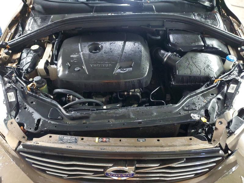 Photo 11 from auction – 2015 VOLVO XC60 with VIN YV440MDKXF2740850