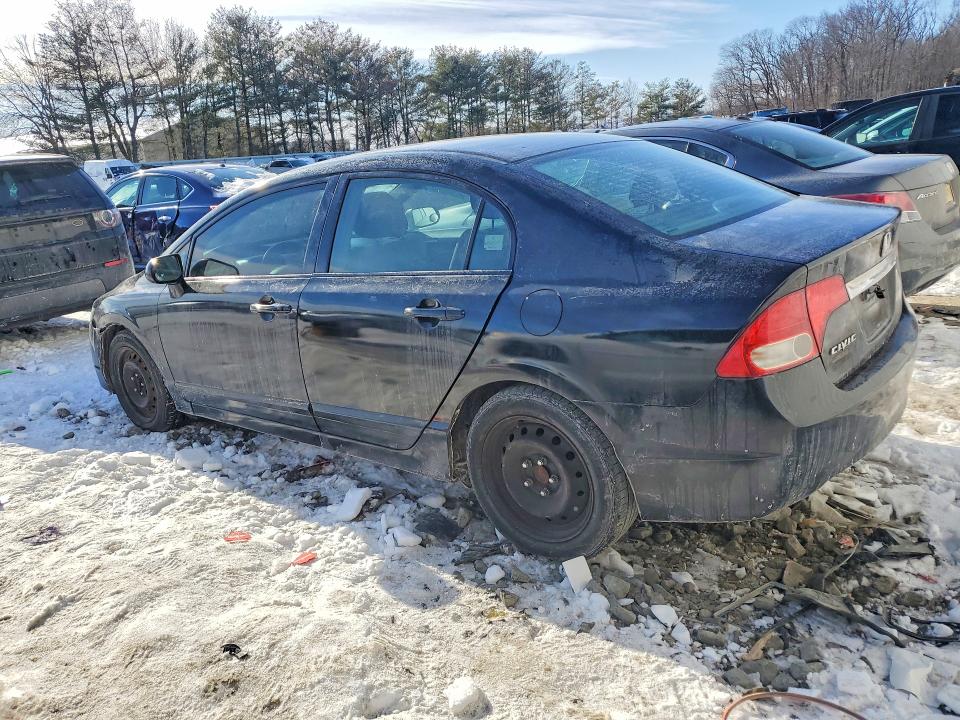 Photo 2 from auction – 2011 HONDA CIVIC LX with VIN 2HGFA1F56BH504083