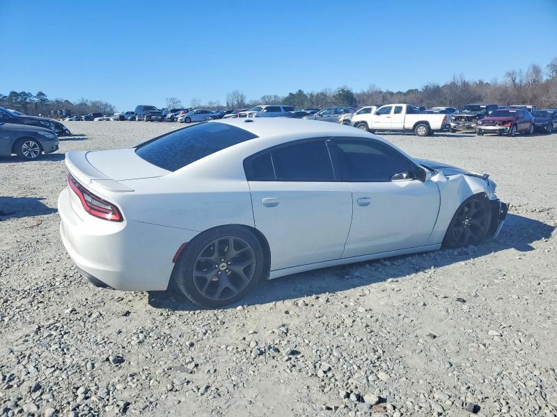 Photo 3 from auction – 2015 DODGE CHARGER SE with VIN 2C3CDXBG5FH721914
