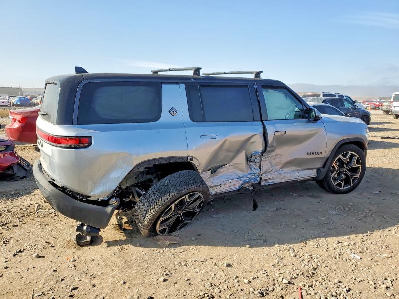 Photo 3 from auction – 2025 RIVIAN R1S with VIN 7PDSGBBA0SN050840