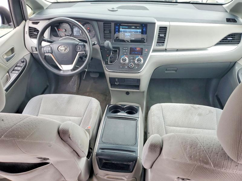 Photo 8 from auction – 2015 TOYOTA SIENNA LE with VIN 5TDKK3DC2FS573299