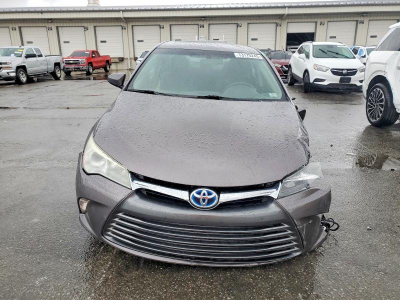 Photo 5 from auction – 2017 TOYOTA CAMRY with VIN 4T1BF1FK4HU271911