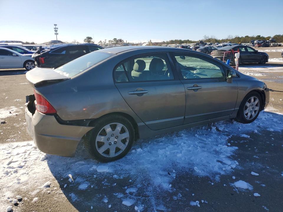 Photo 3 from auction – 2008 HONDA CIVIC LX with VIN 2HGFA16518H311980