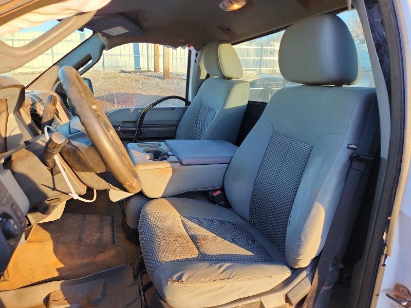Zdjęcie 10 z aukcji – 2015 FORD F250 SUPER z VIN 1FTBF2B62FED06553