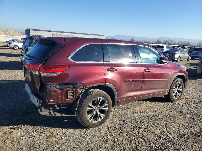 Photo 3 from auction – 2018 TOYOTA HIGHLANDER with VIN 5TDZZRFH6JS241249