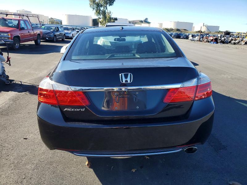 Photo 6 from auction – 2015 HONDA ACCORD EXL with VIN 1HGCR2F83FA143928