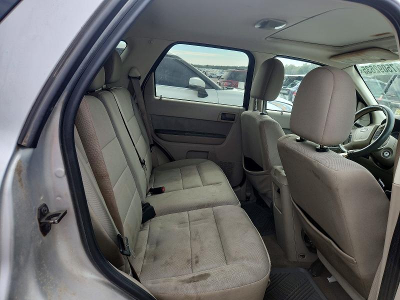 Photo 11 from auction – 2010 FORD ESCAPE XLT with VIN 1FMCU0DG6AKC30684