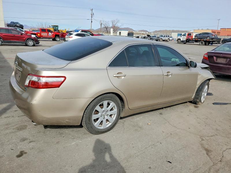 Photo 3 from auction – 2007 TOYOTA CAMRY HYBR with VIN JTNBB46K873028765