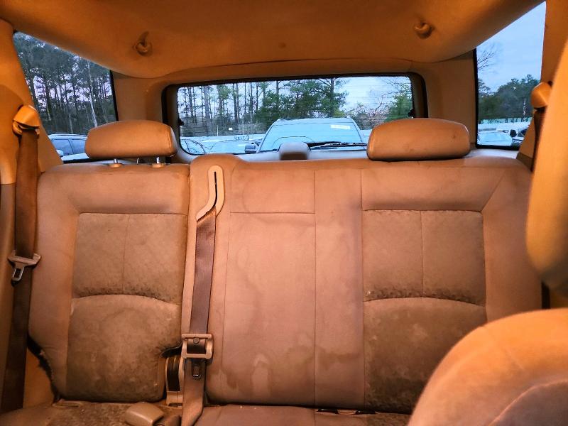 Photo 10 from auction – 2006 SATURN VUE with VIN 5GZCZ33D86S870027