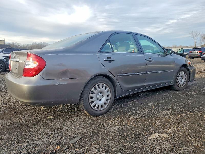 Photo 3 from auction – 2003 TOYOTA CAMRY with VIN 4T1BE30K73U758570