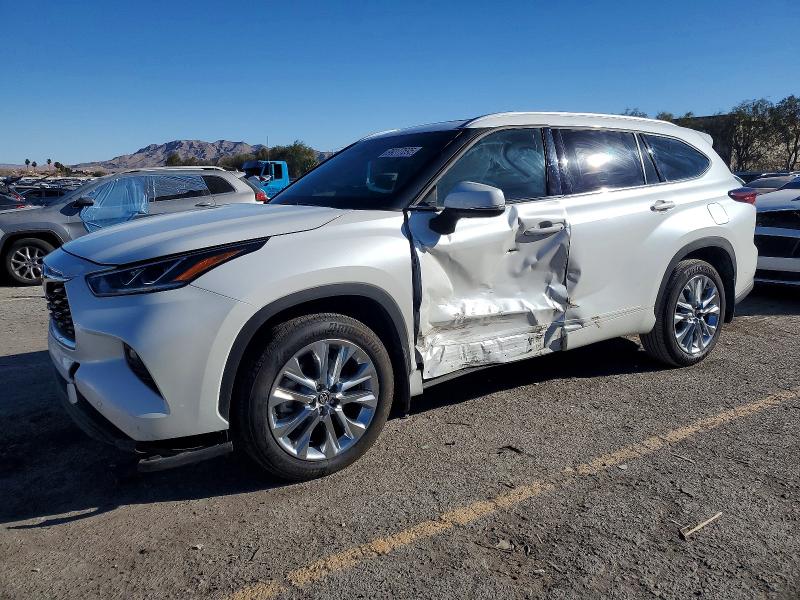 TOYOTA HIGHLANDER 2024 with VIN 5TDKDRAH3RS549403 - Photo from auction