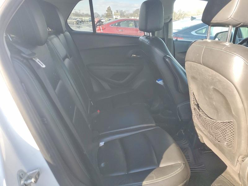 Photo 11 from auction – 2015 CHEVROLET TRAX LTZ with VIN 3GNCJNSB4FL169236