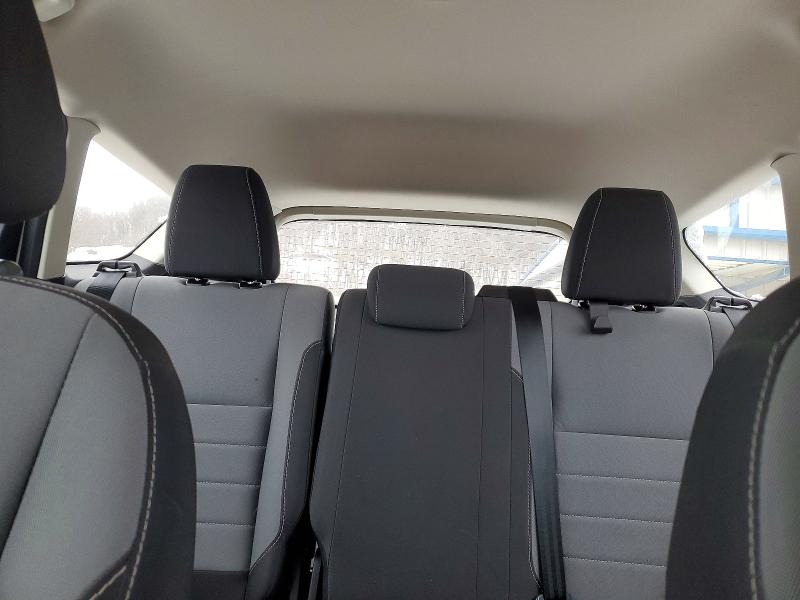 Photo 10 from auction – 2017 FORD ESCAPE with VIN 1FMCU0F75HUB00245
