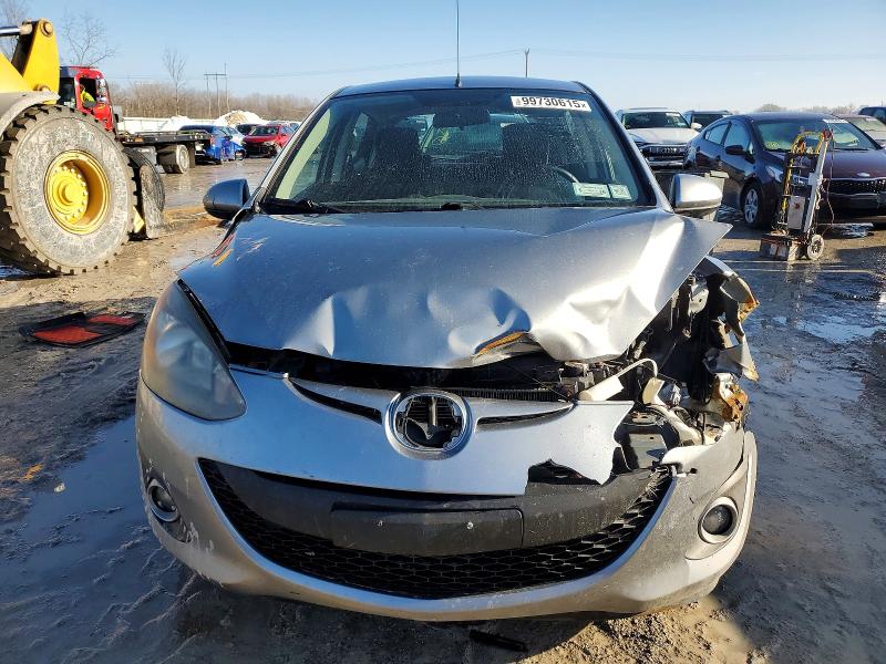 Photo 5 from auction – 2014 MAZDA MAZDA2 with VIN JM1DE1LZ9E0171176
