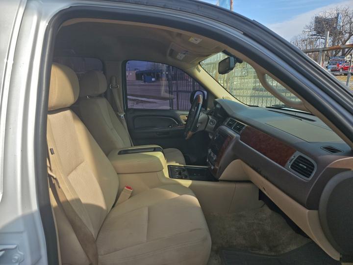 Photo 5 from auction – 2014 CHEVROLET TAHOE C150 with VIN 1GNSCAE07ER247458