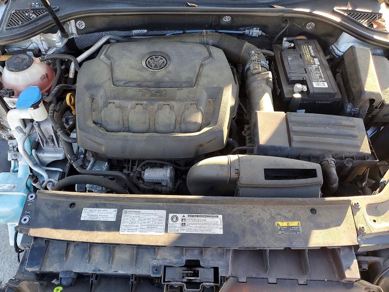 Photo 11 from auction – 2018 VOLKSWAGEN PASSAT with VIN 1VWAA7A33JC007718