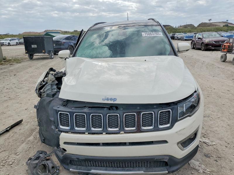 Photo 5 from auction – 2018 JEEP COMPASS with VIN 3C4NJDCBXJT316503