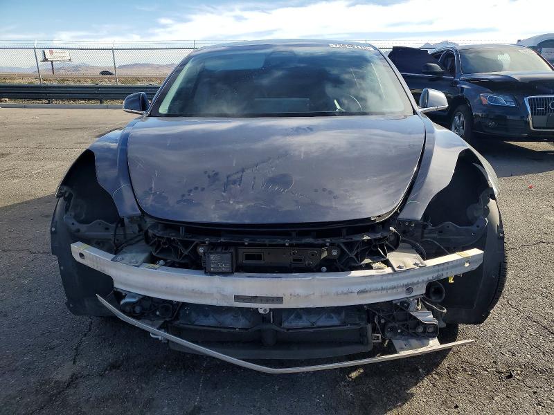 Photo 5 from auction – 2019 TESLA MODEL 3 with VIN 5YJ3E1EB7KF433740