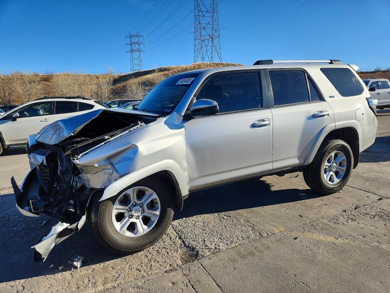 TOYOTA 4RUNNER 2022 with VIN JTEMU5JR4N6064302 - Photo from auction
