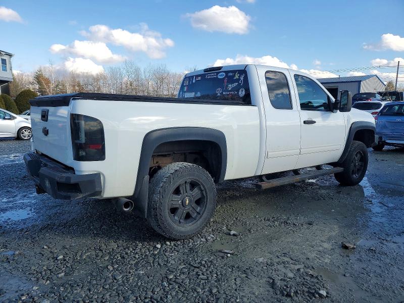 صورة رقم 3 من المزاد - 2012 CHEVROLET SILVERADO مع VIN 1GCRKSE71CZ116830