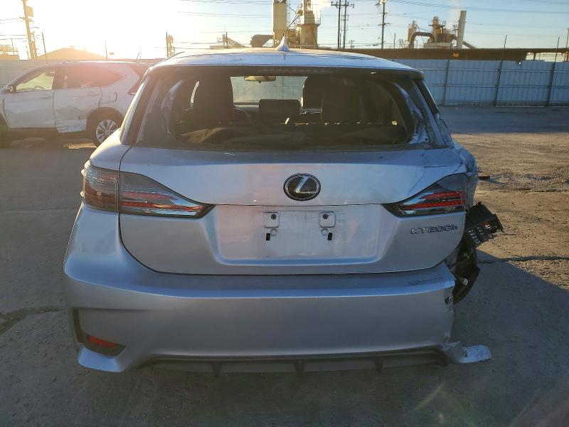 Photo 6 from auction – 2016 LEXUS CT 200 with VIN JTHKD5BH5G2278676
