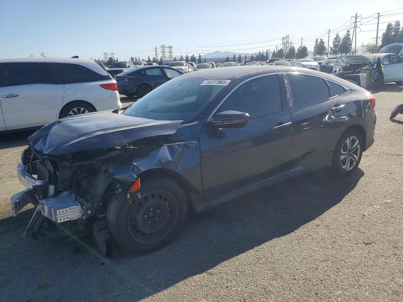 HONDA CIVIC 2018 with VIN 2HGFC2F59JH555267 - Photo from auction