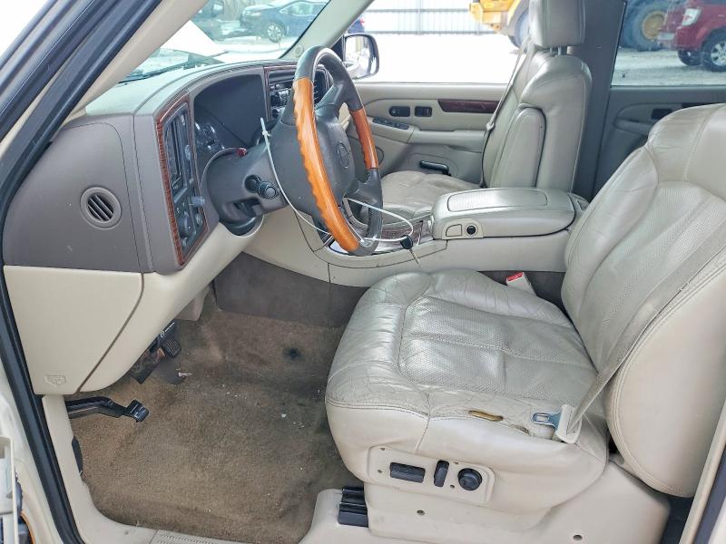 Photo 7 from auction – 2002 CADILLAC ESCALADE with VIN 1GYEK63N22R157287