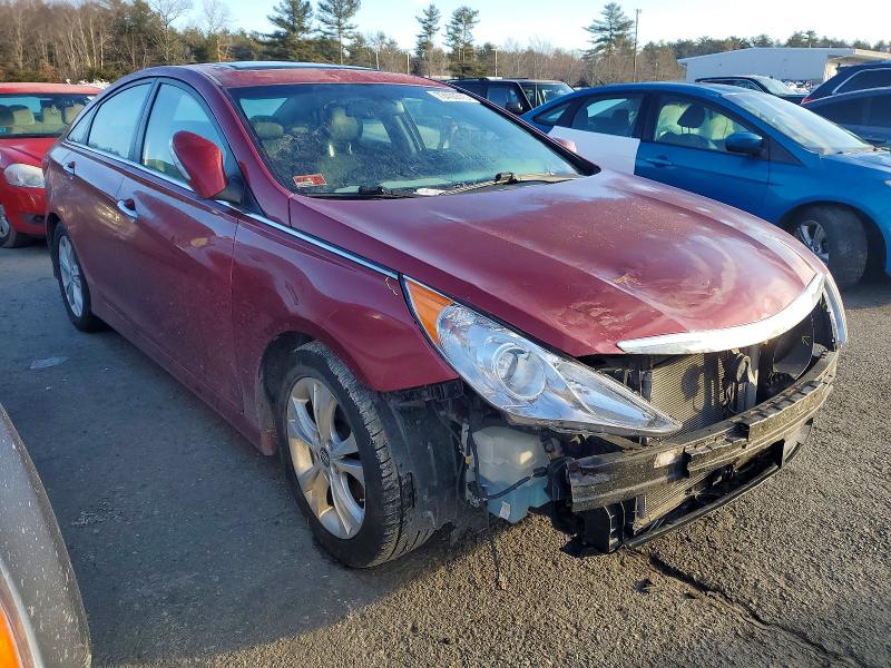 Photo 4 from auction – 2014 HYUNDAI SONATA with VIN 5NPEC4AB1EH843669