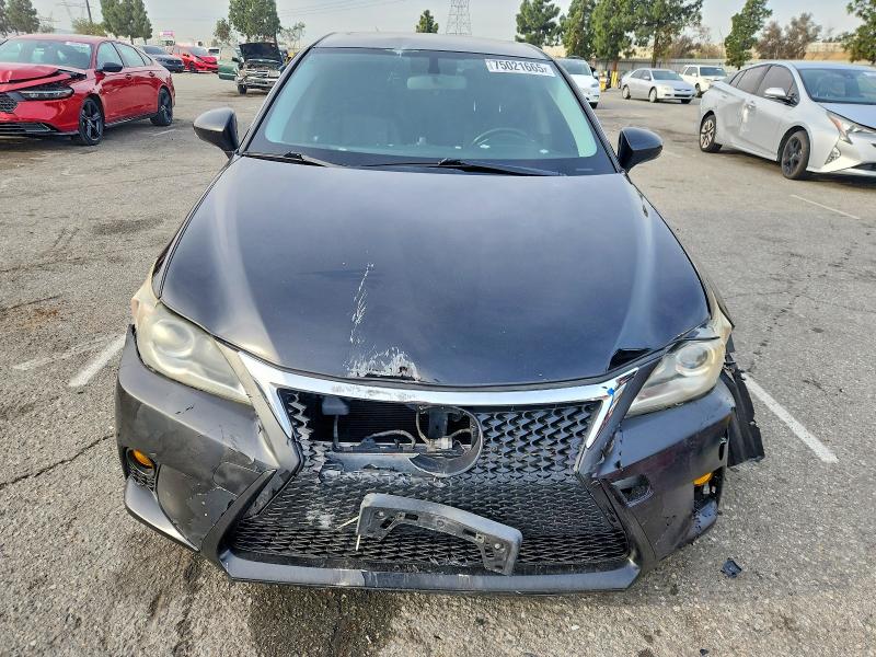 Photo 5 from auction – 2013 LEXUS CT 200 with VIN JTHKD5BH5D2127011