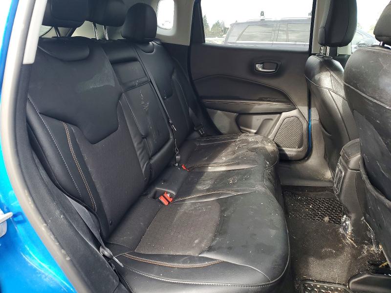 Photo 11 from auction – 2018 JEEP COMPASS with VIN 3C4NJDBB9JT112342