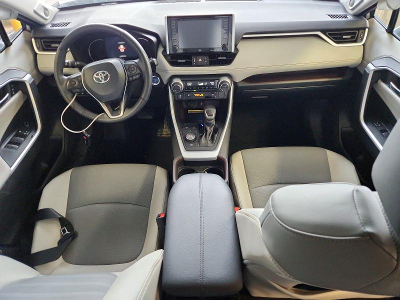Photo 8 from auction – 2021 TOYOTA RAV4 LIMIT with VIN 4T3D6RFV2MU035227